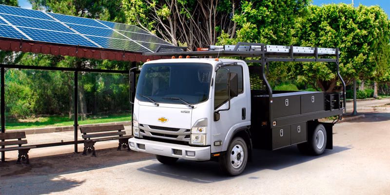 2026 Chevrolet Low Cab Forward 5500 HD CREW - Image 4